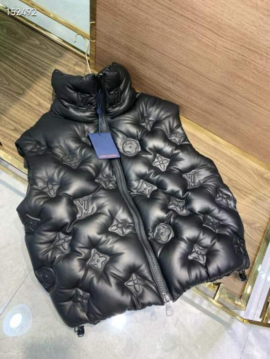 Picture of Louis Vuitton Down Jackets _SKULVsz48-5626yr9237597